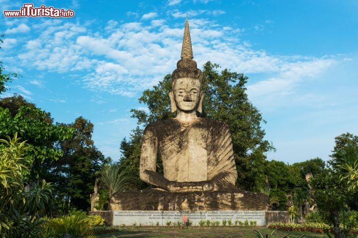 Immagine Sculpture Park a Nong Khai in Thailandia - © Golf_chalermchai / Shutterstock.com