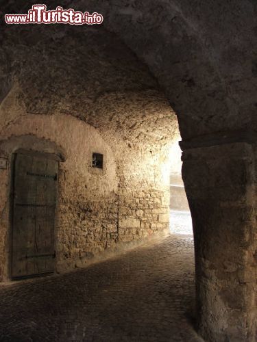 Immagine Un vicolo suggestivo nel cuore di Castelpetroso in Molise.