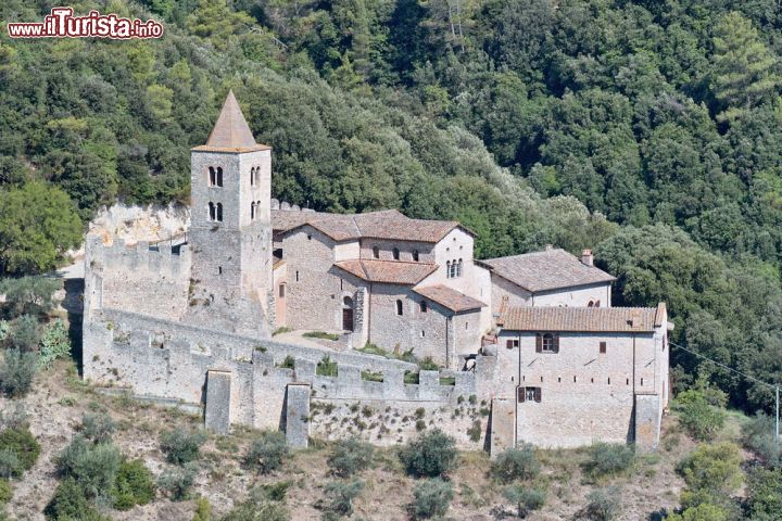 Immagine L'Abbazia di San Cassiano si trova nei dintorni di Narni in Umbria - © flaviano fabrizi / Shutterstock.com