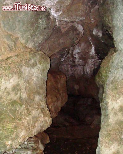 Immagine L'Abisso Vigant, la celebre grotta profonda 250 metri, si trova nel terriotrio di Nimis in Friuli