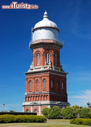 Immagine Lo storico acquedotto di Dunedin, Nuova Zelanda. - © Jiri Foltyn / Shutterstock.com