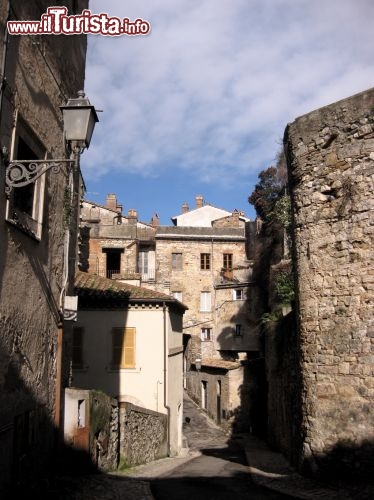 Immagine Amelia è un borgo che si trova in provincia di Terni, in Umbria. Qui una foto del centro storico.