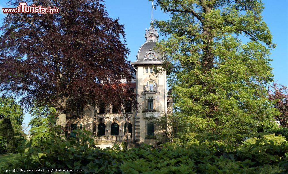 Immagine Un'antica villa in un parco a Bautzen, Sassonia, Germania. Questa bella cittadina dell'Alta Lusazia sorge sul fiume Sprea  - © Baytemur Natallia / Shutterstock.com