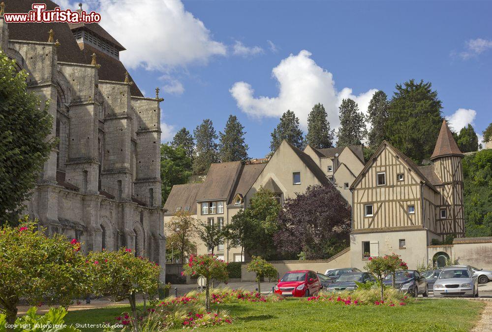 Immagine Antichi edifici a graticcio nel centro storico di Chartres, Francia - © Walencienne / Shutterstock.com