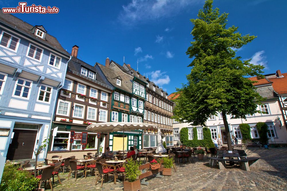 Immagine Architettura a graticcio nel centro storico di Goslar, Germania.