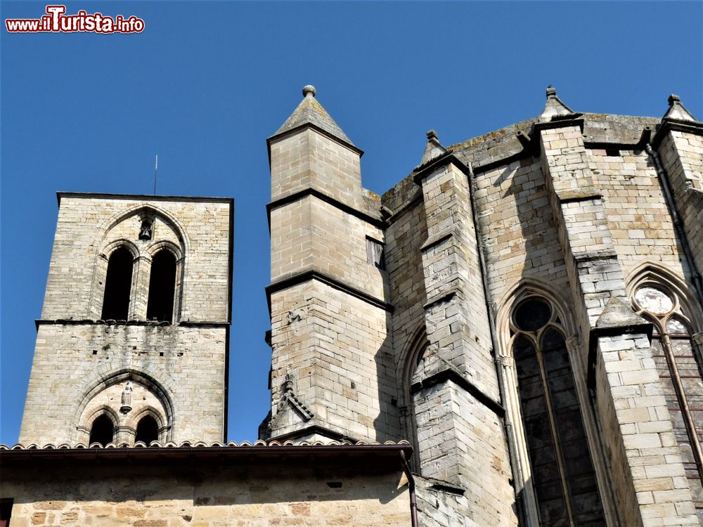 Immagine Architettura della cattedrale di Saint Fulcran a Lodeve, Francia: la sua costruzione risale al XIII° secolo sulle fondamenta di precedenti luoghi di culto.