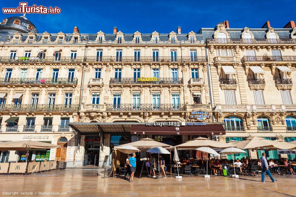 Immagine Architettura in Place de la Comedie a Montpellier: siamo nella principale piazza della città del sud della Francia - © saiko3p / Shutterstock.com