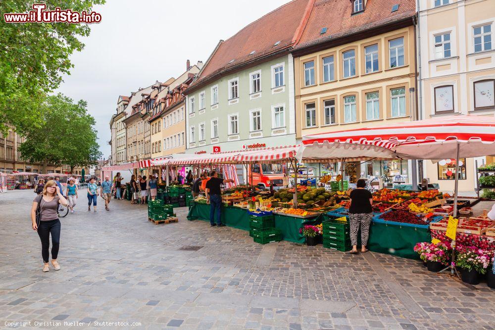 Immagine Bancarelle al mercato alimentare di Bamberga, Germania - © Christian Mueller / Shutterstock.com