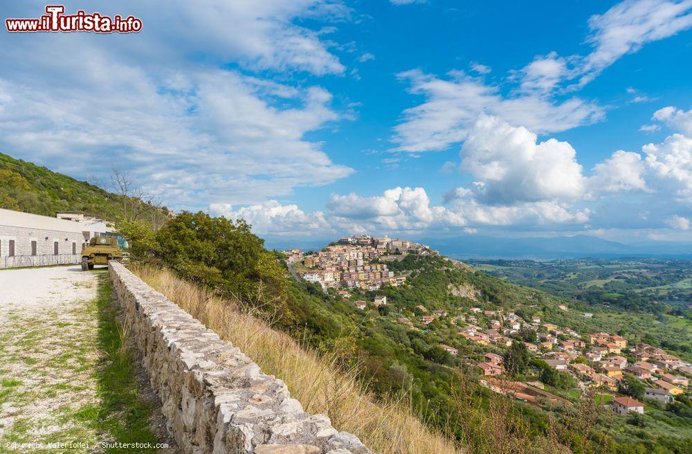 Immagine Bunker militare a Sant'Oreste nel Lazio, sul Monte Soratte in provincia di Roma - © ValerioMei / Shutterstock.com