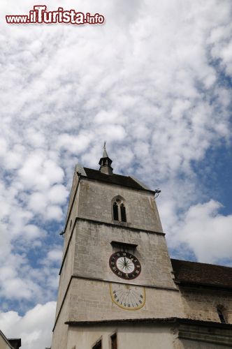 Immagine Il Campanile più alto nel centro di Saint-Ursanne in Svizzera - © L F File / Shutterstock.com