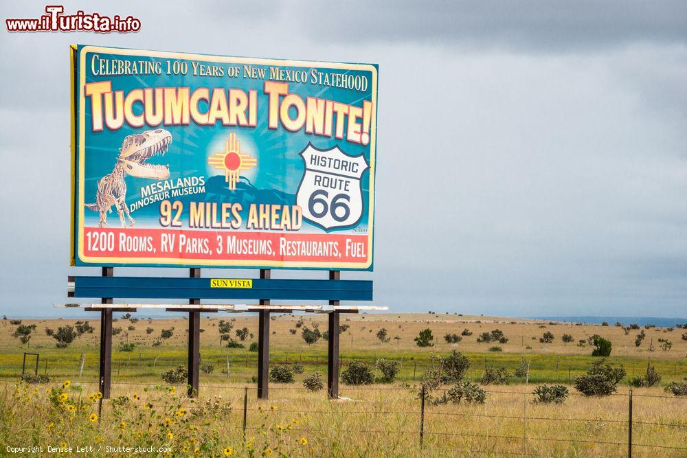 Immagine Cartello pubblicitario di Tucumcari sulla vecchia Route 66, New Mexico, Stati Uniti. Siamo sul percorso che da Amarillo, in Texas, porta a Albuquerque, in New Mexico - © Denise Lett / Shutterstock.com