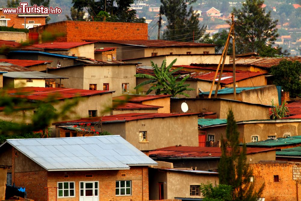 Immagine Case sulle colline di Kigali, Ruanda.