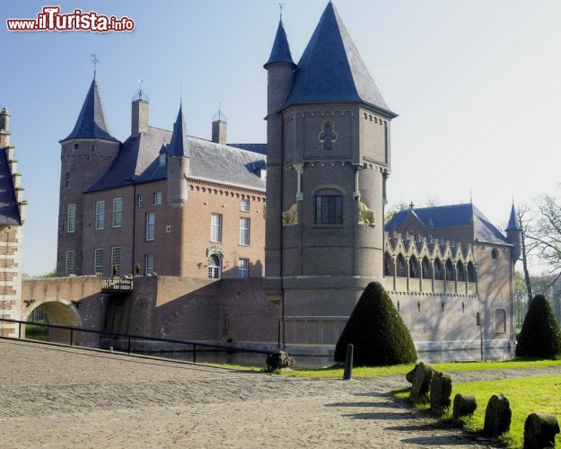 Immagine Il castello di Heeswijk si trova nei dintorni di Den Bosch (Olanda) ed è ideale per un'escursione fuori città in giornata - foto © PHB.cz (Richard Semik) / Shutterstock.com