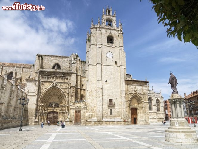 Immagine La Cattedrale di Palencia, Spagna - © roberaten - Fotolia.com