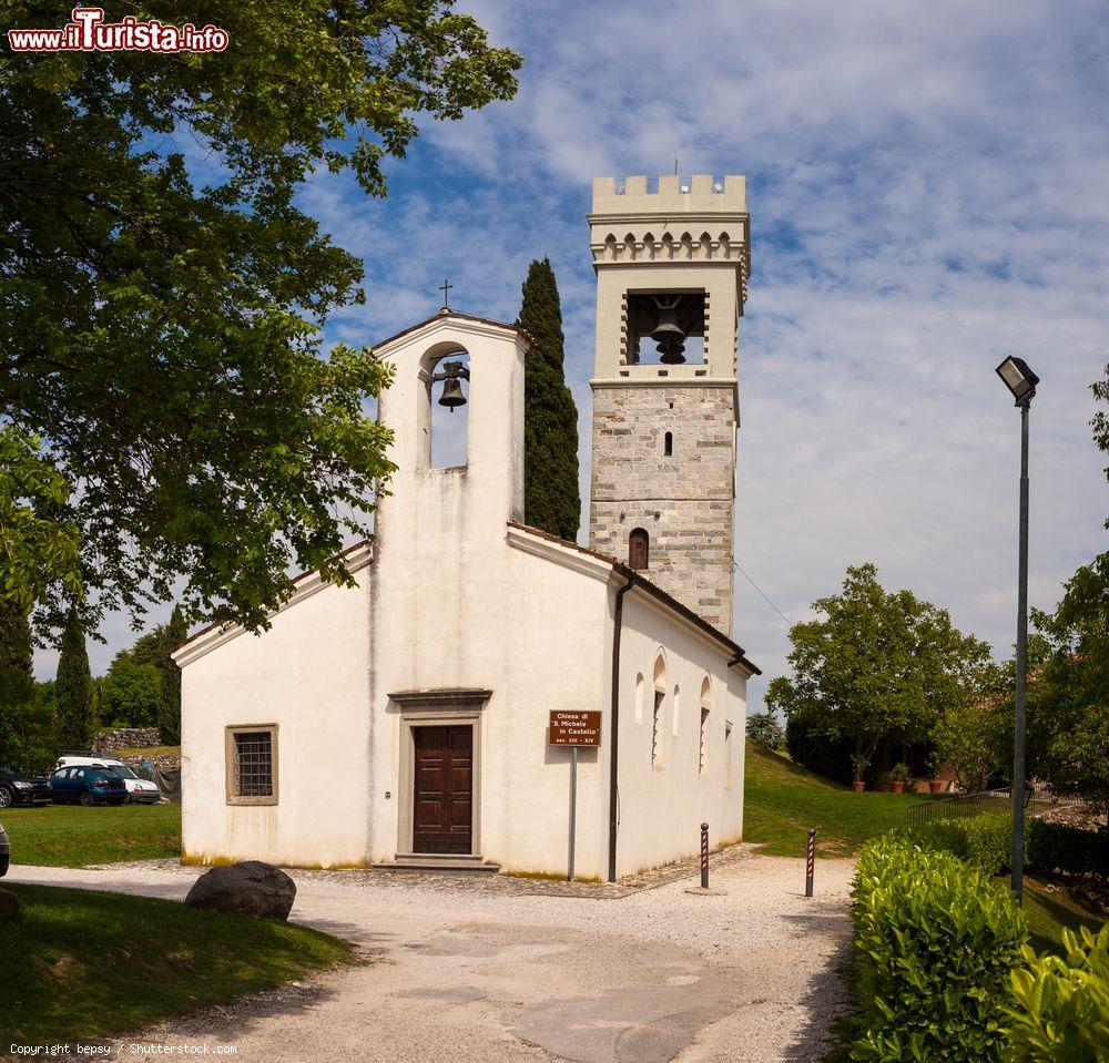 Immagine Chiesa di San Michele nel castello di Fagagna, Friuli - © bepsy / Shutterstock.com