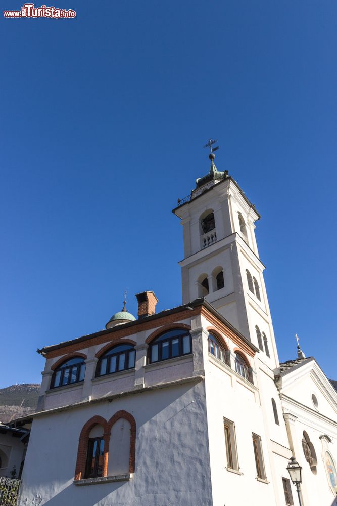 Immagine Chiesa nel comune di Susa, provincia di Torino, Piemonte.