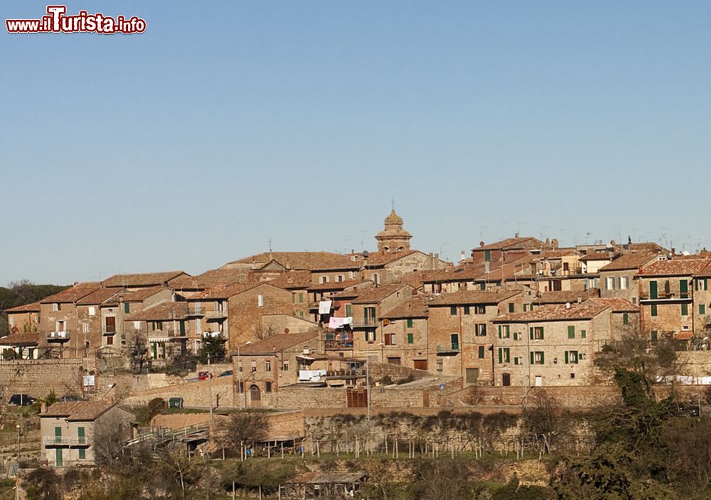 Immagine Città della Pieve, Perugia: di origine medievale, è costruita per un buon 70% con mattoni a vista.