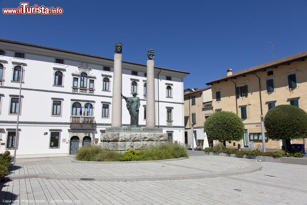 Immagine Cividale del Friuli, provincia di Udine, Italia. Questa graziosa cittadina attira moltissimi turisti per il seuo centro medievale e le antiche chiese - © PFMphotostock / Shutterstock.com