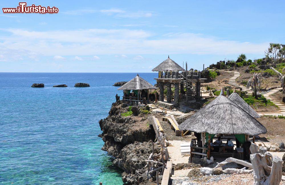 Immagine Crystal Cove Island è un'isoletta che si trova a poca distanza da Boracay (Filippine), raggiungibile con un'escursione in barca in giornata.