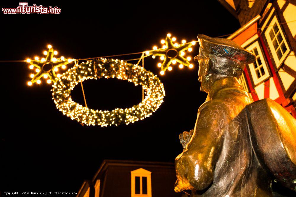 Immagine Decorazioni natalizie nel periodo dellìAvvento a Marburgo in Germania. - © Sofya Kuzmich / Shutterstock.com