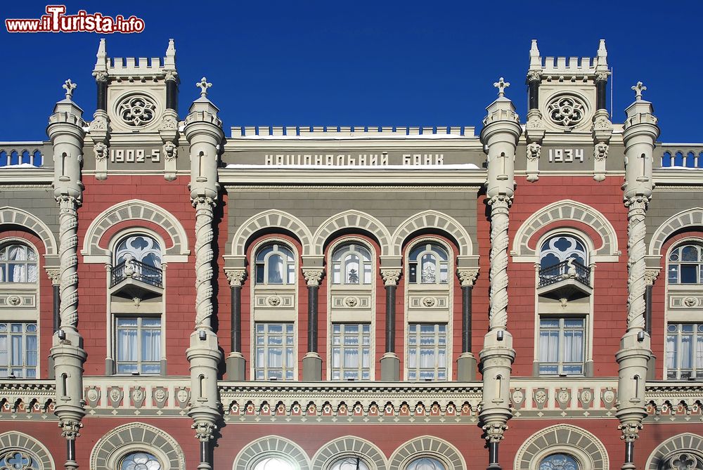 Immagine L'edificio che ospita la Banca Nazionale dell'Ucraina a Kiev.