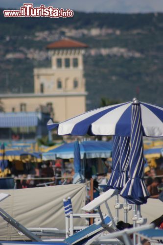 Immagine Estate sulla spiaggia di Loano - © Luca Grandinetti / Shutterstock.com