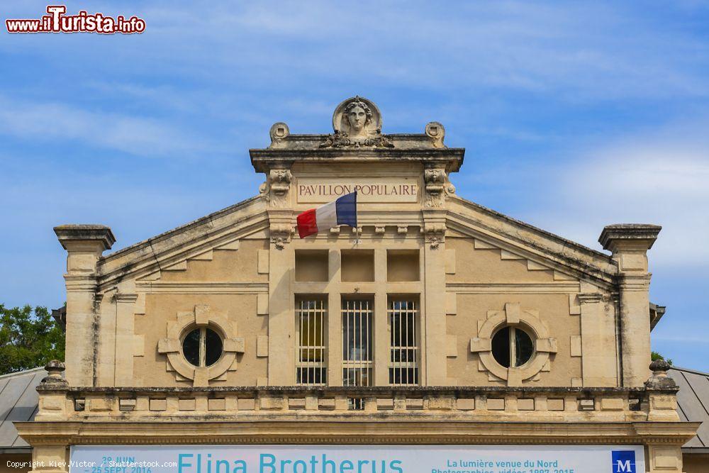 Immagine Facciata del Montpellier Pavillon Populaire in Esplanade Charles de Gaulle, Occitania (Francia). Qui vengono ospitate mostre e esposizioni di arte e di fotografia - © Kiev.Victor / Shutterstock.com