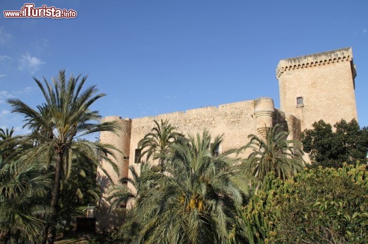 Immagine Fortezza di Altamira a Elche, Comunità Valenciana, Spagna - © Soyazur / iStockphoto LP.