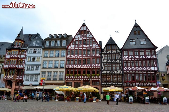 Immagine Frankfurt Romerberg il cuore storico della capitale dell'Assia, Francoforte sul Meno