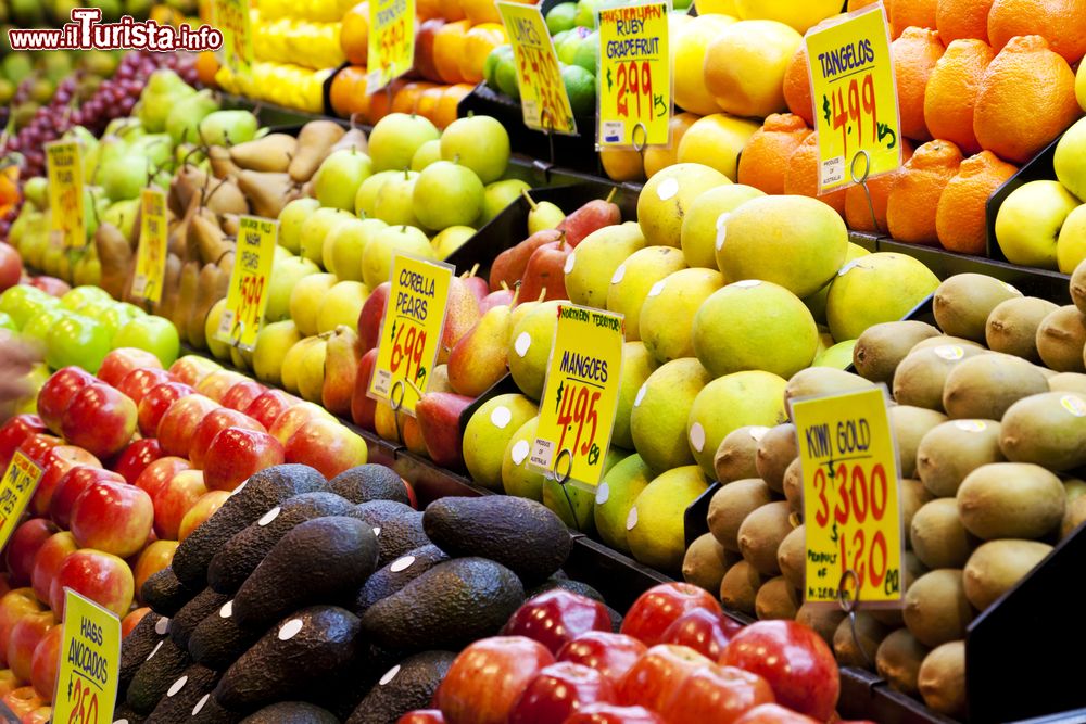 Immagine Frutta fresca in un mercato di Adelaide, sud Australia.