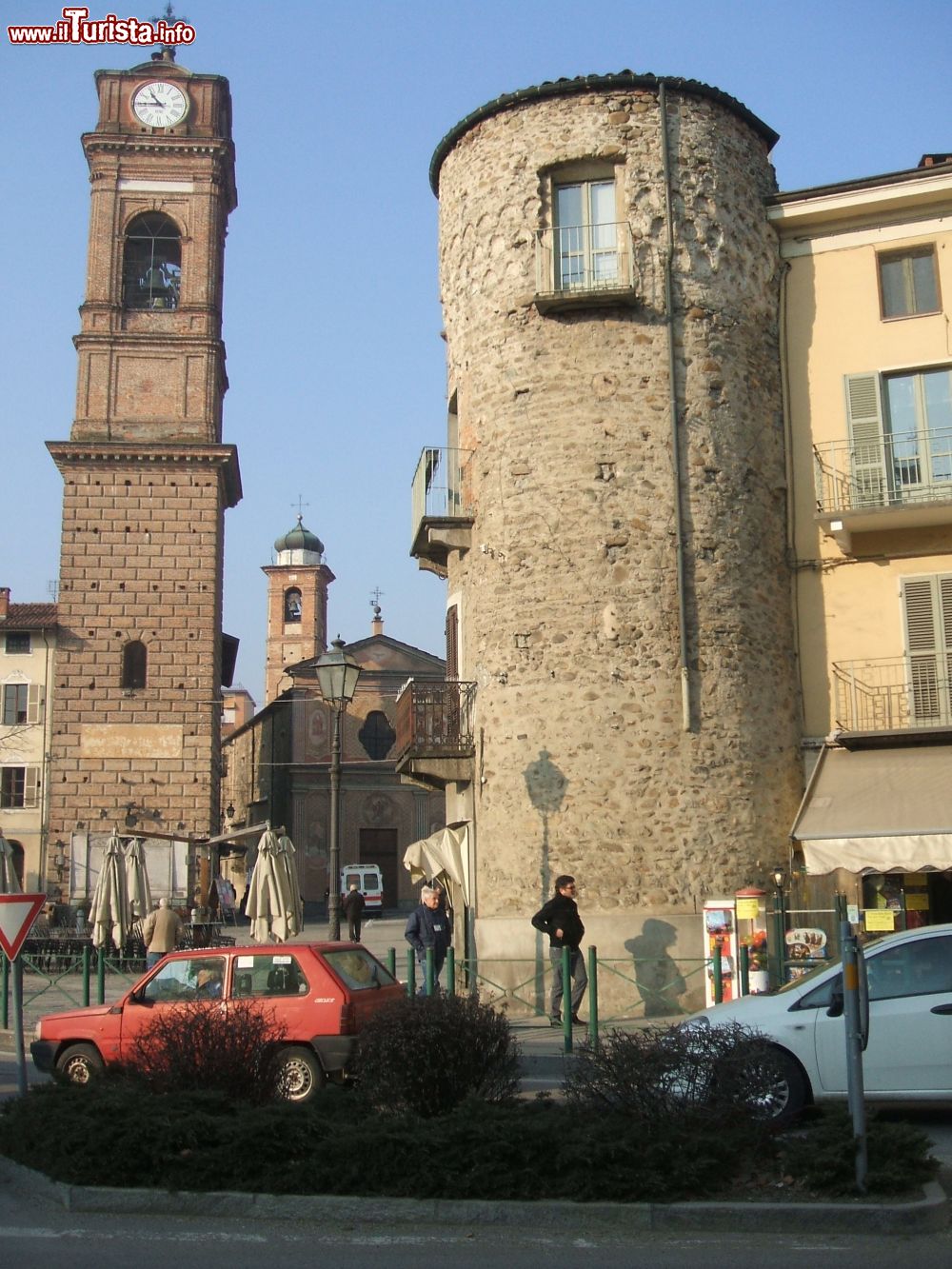 Immagine Giaveno la piazza principale della cittadina in provincia di Torino, in Piemonte - © Helenkeit, CC BY 3.0, Wikipedia