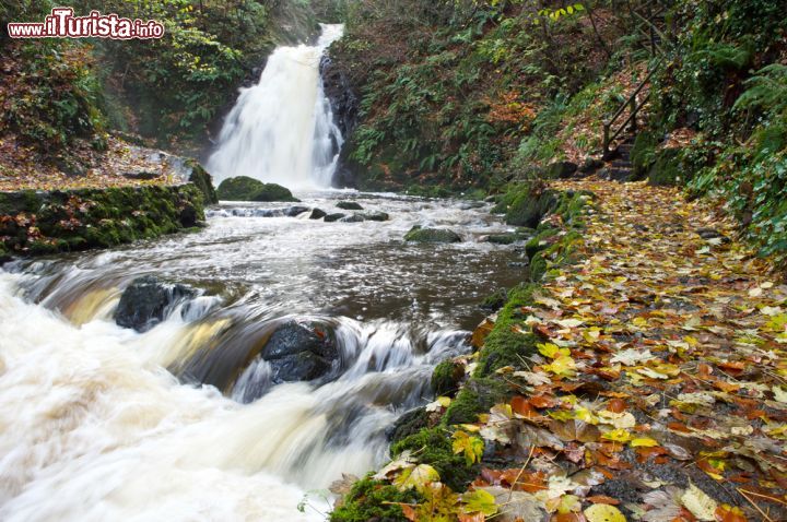 Immagine Gleno Waterfall, una cascata nei dintorni di Larne in Irlanda