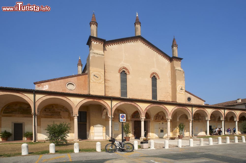 Immagine II Santuario della Beata Vergine della Grazie a Curtatone di Mantova, in Lombardia