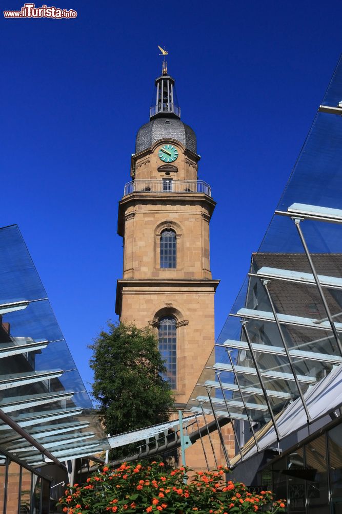 Immagine Il campanile della Barfuesserkirche a Heilbronn, Baden-Wurttemberg, Germania.