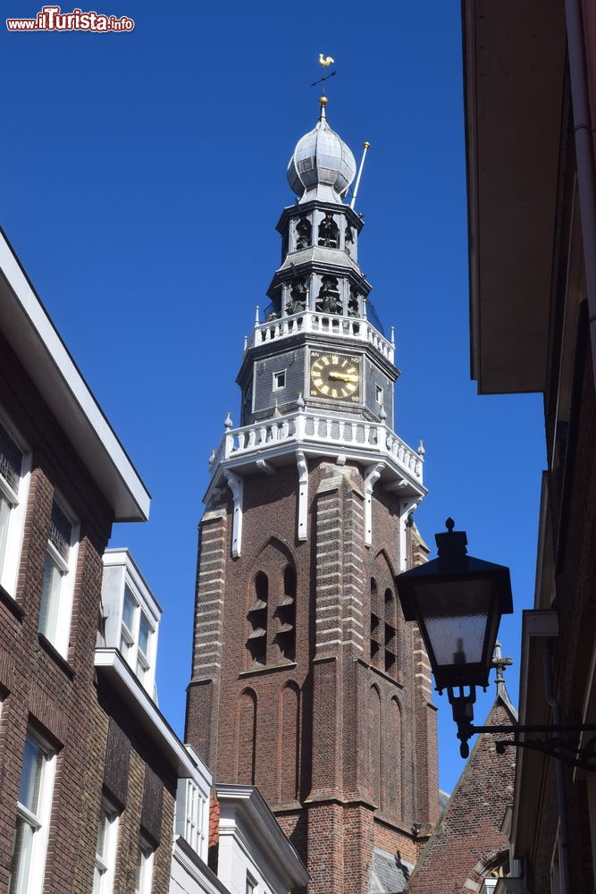 Immagine Il campanile della chiesa di Saint Jacob a Vlissingen, Olanda. 