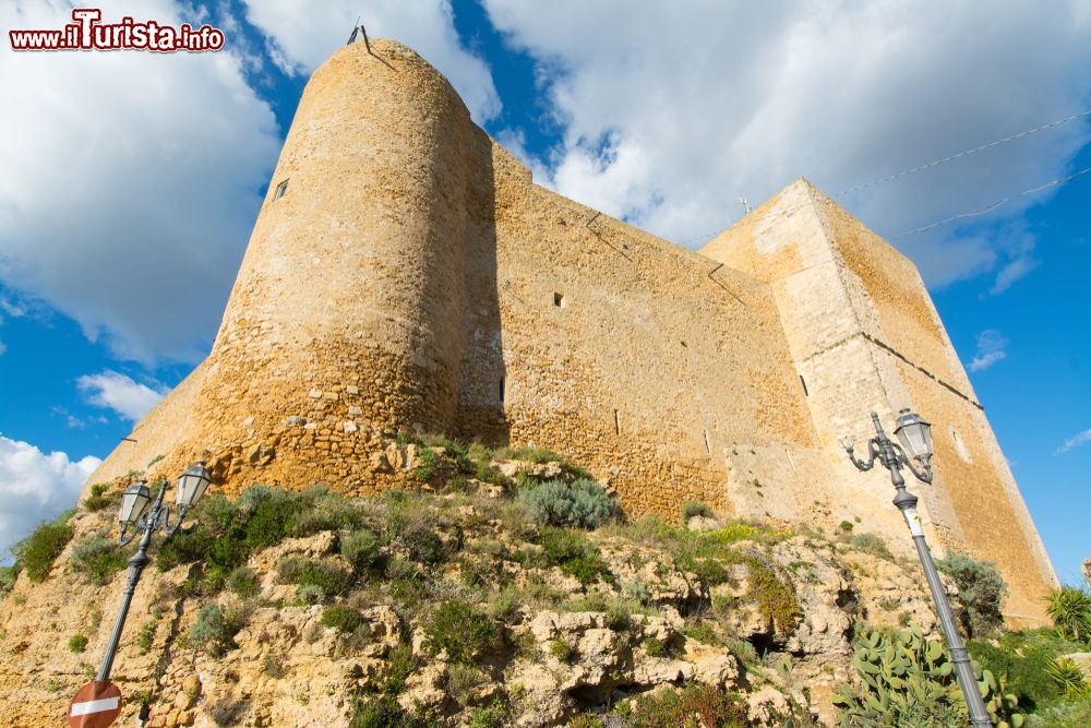 Immagine Il Castello Chiaromontano di Naro in provincia di Agrigento (Sicilia)