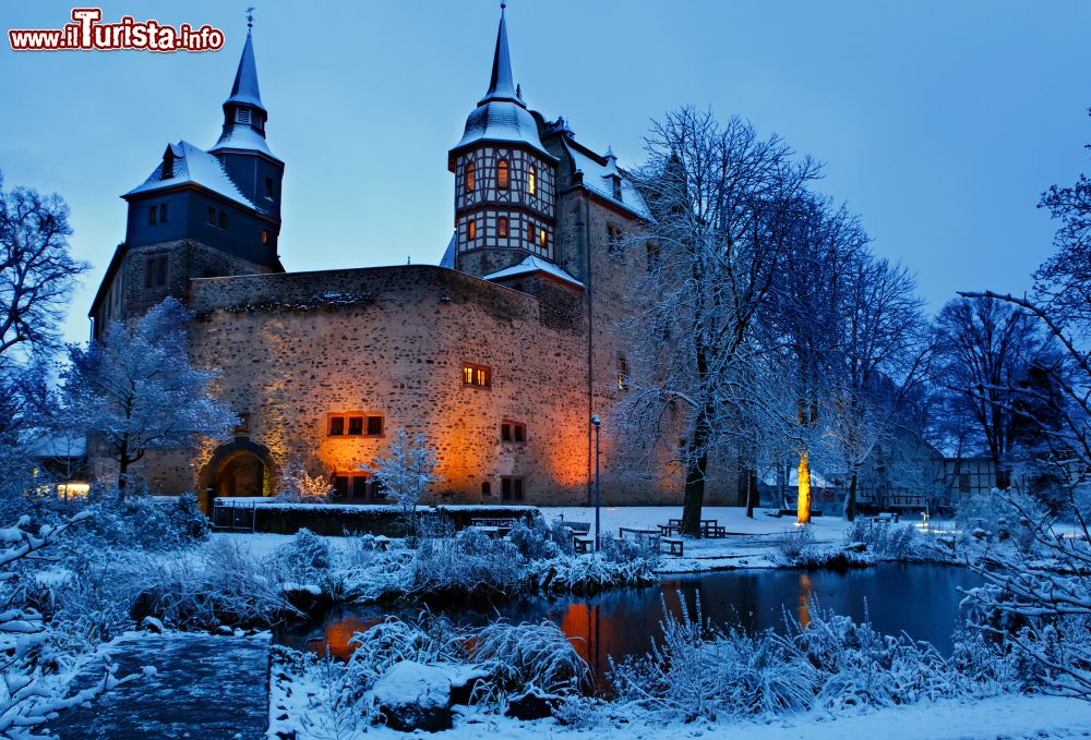 Immagine Il Castello di Romrod non lontano da Alsfeld fotografato in inverno