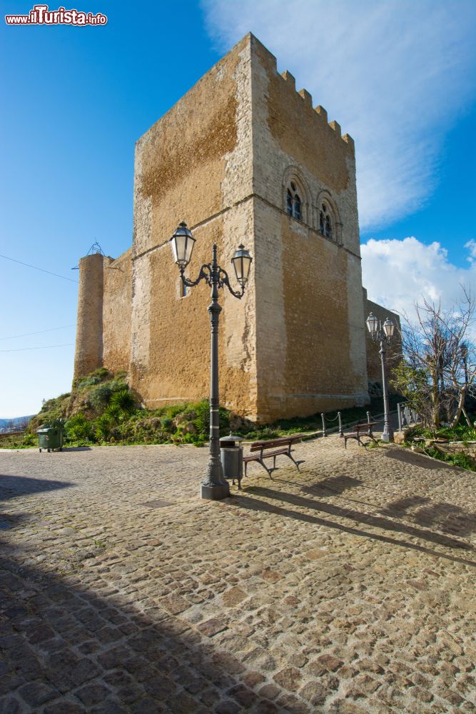 Immagine Il castello medievale di Naro nel sud della Sicilia