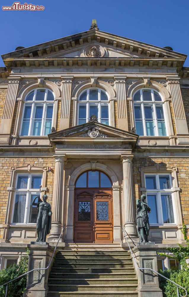 Immagine Il Felix-Nussbaum-Haus di Osnabruck, Germania. Dedicato a questo pittore nato in città nel 1904 e scomparso 40 anni più tardi nel campo di concentramento di Auschwitz, ospita alcune fra le sue più prestigiose opere d'arte.