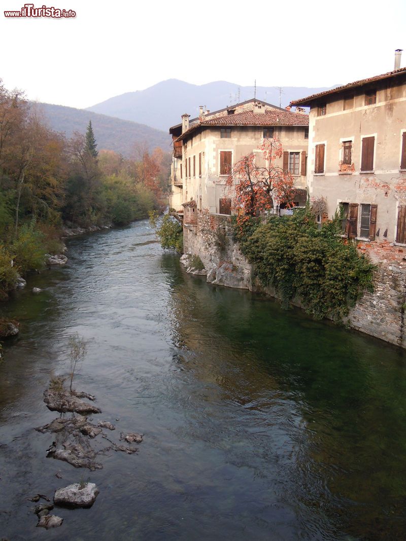 Immagine Il Fiume Chiese a Gavardo in Lombardia - © Massimo Telò, CC BY-SA 3.0, Wikipedia