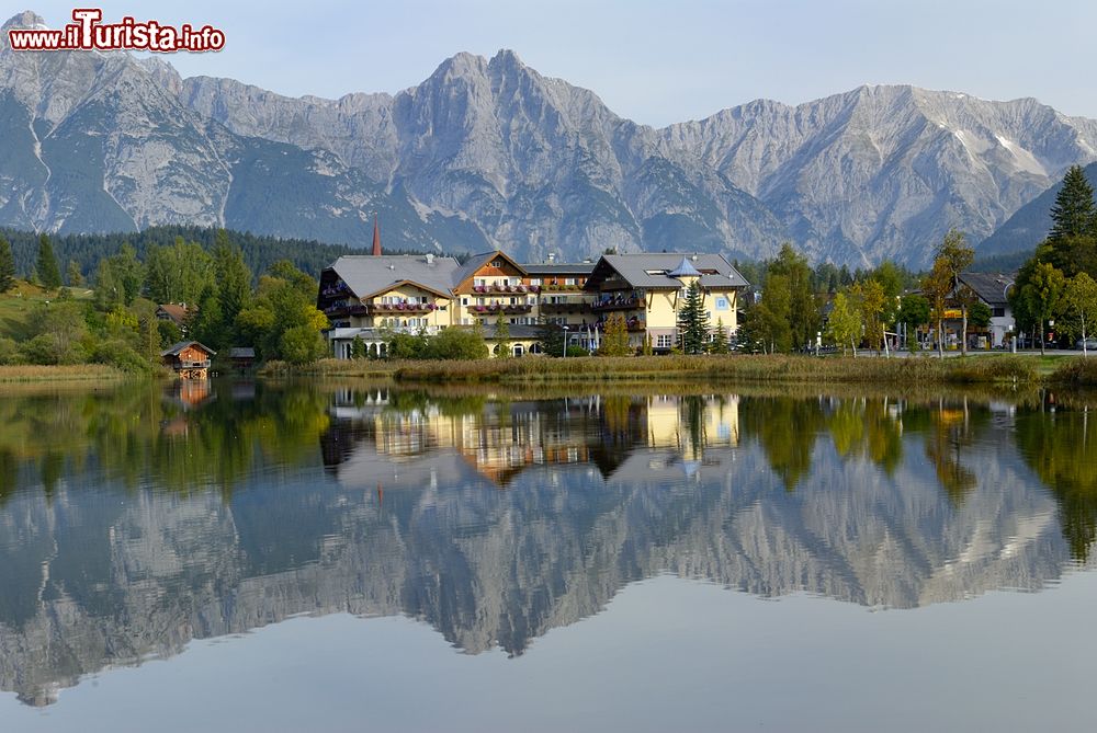 Immagine Il lago Wildsee  a Seefeld nel Tirolo in Austria
