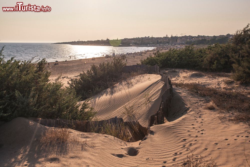 Immagine Il mare di Modica al tramonto, siamo sul Canale di Sicilia