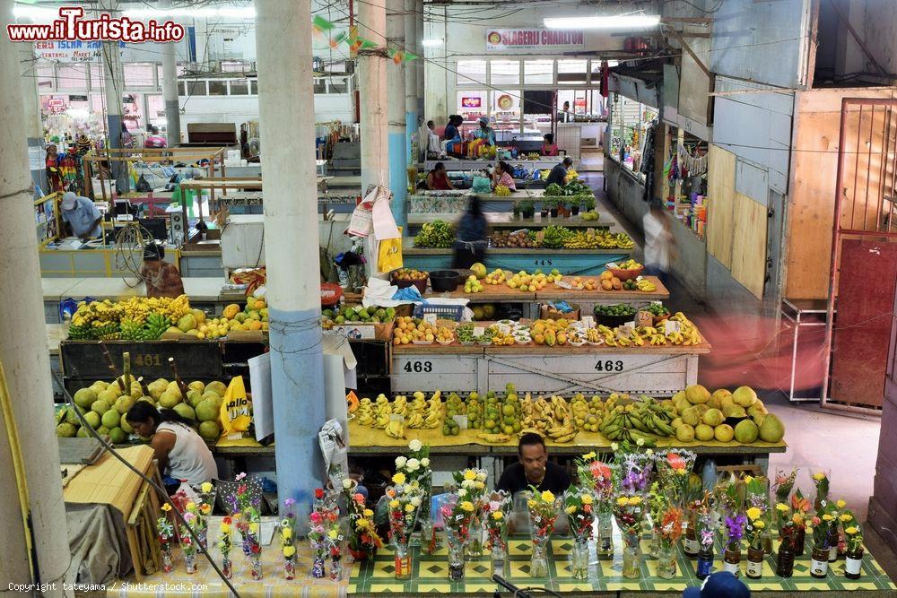 Immagine Il mercato centrale di Paramaribo fotografato dall'alto, Suriname (America) - © tateyama / Shutterstock.com