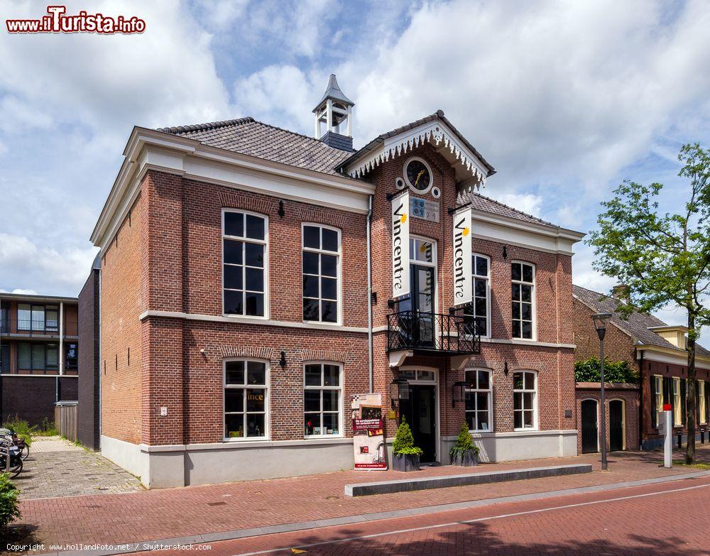 Immagine Il museo Vincentre nel vecchio municipio di Nuenen in Olanda - © www.hollandfoto.net / Shutterstock.com