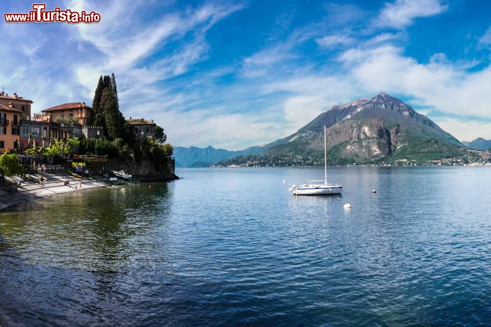 Immagine Il paesaggio del Lago di Lecco a Varenna in Lombardia