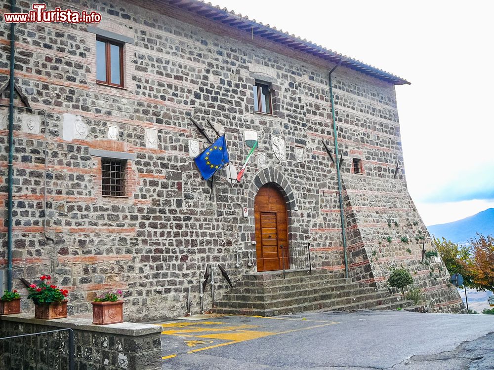 Immagine Il Palazzo Municipale di Radicofani (Toscana).