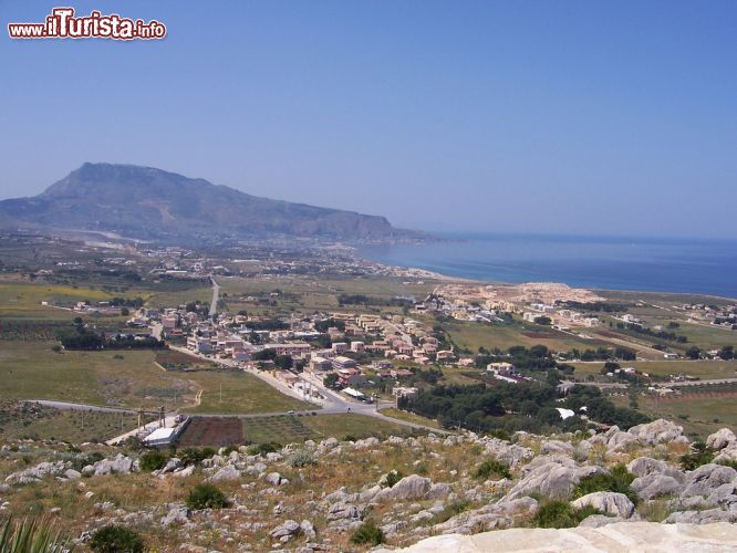 Immagine Il Panorama di Custonaci e la costa nord-occidentale della Sicilia