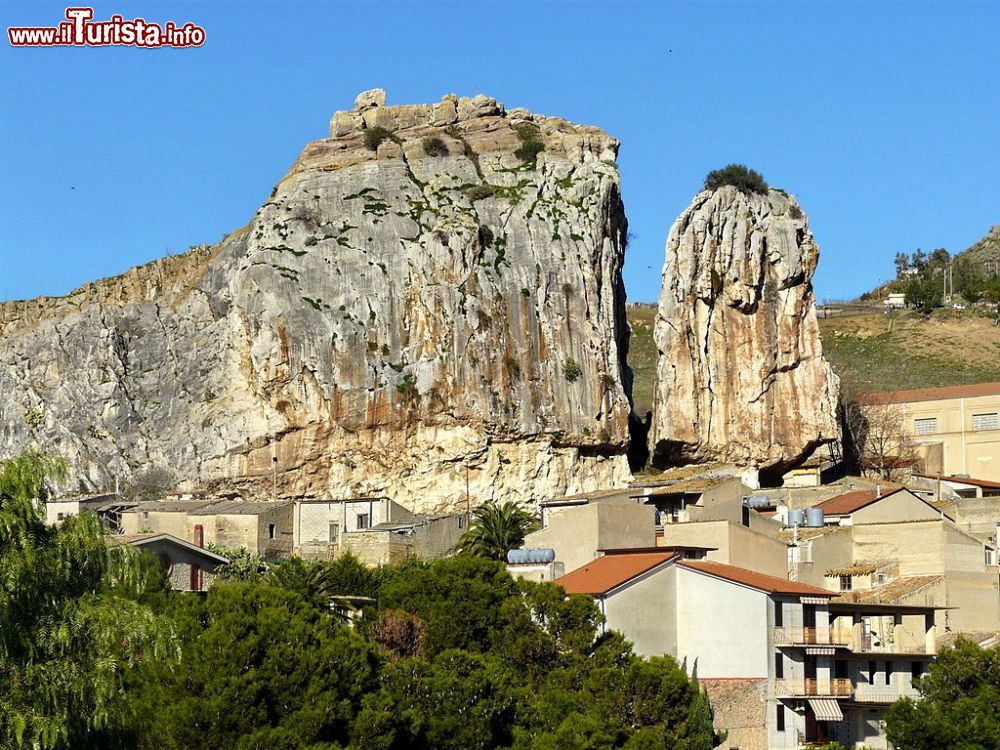 Immagine Il Panorama di Roccapalumba in provincia di Palermo, Sicilia  - © Pubblico dominio, Wikipedia