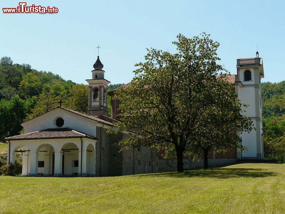 Immagine Il Santuario della Madonna del Lago a Garbagna in Piemonte - © Davide Papalini, CC BY-SA 3.0, Wikipedia