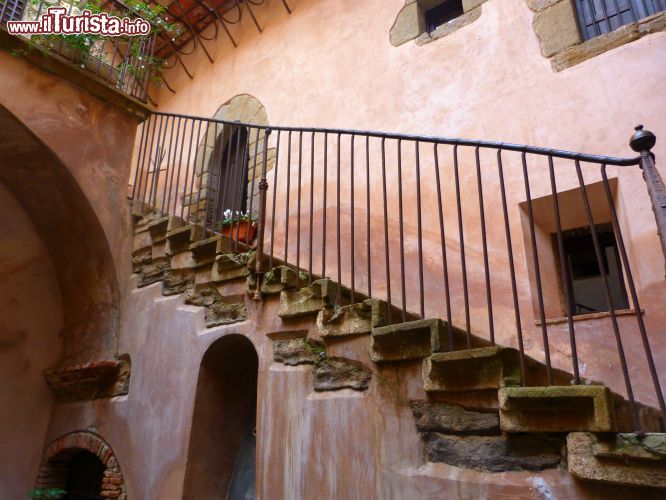 Immagine Interno del castello dei Ventimiglia a Castelbuono - © Monica Mereu